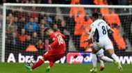 Alberto Moreno against WBA