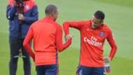Mbappé e Neymar PSG 06 09 17