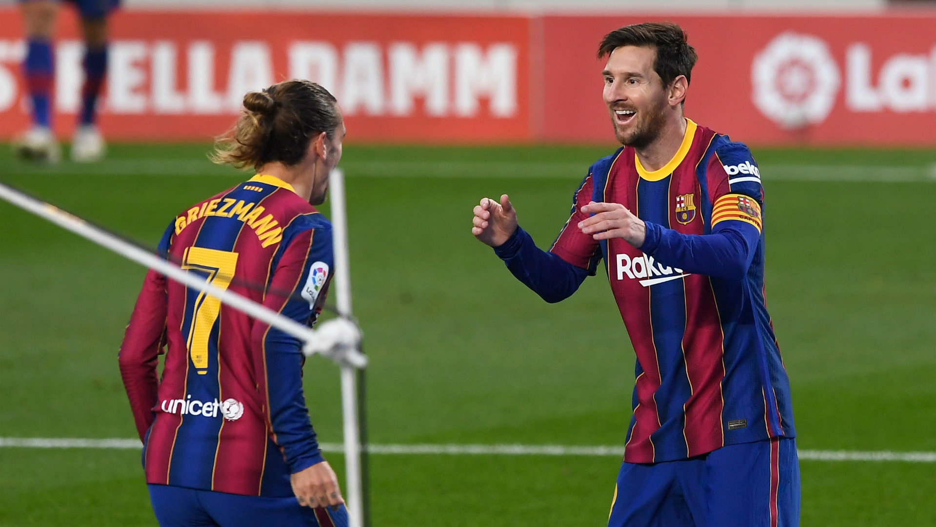 バルセロナ ベティス撃破でラ リーガ5試合ぶりの勝利 途中出場で2発のメッシ 今季初めて流れの中からゴール Goal Com