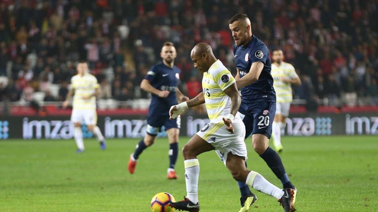 Spor yazarları, Antalyaspor - Fenerbahçe maçı için ne dedi ...
