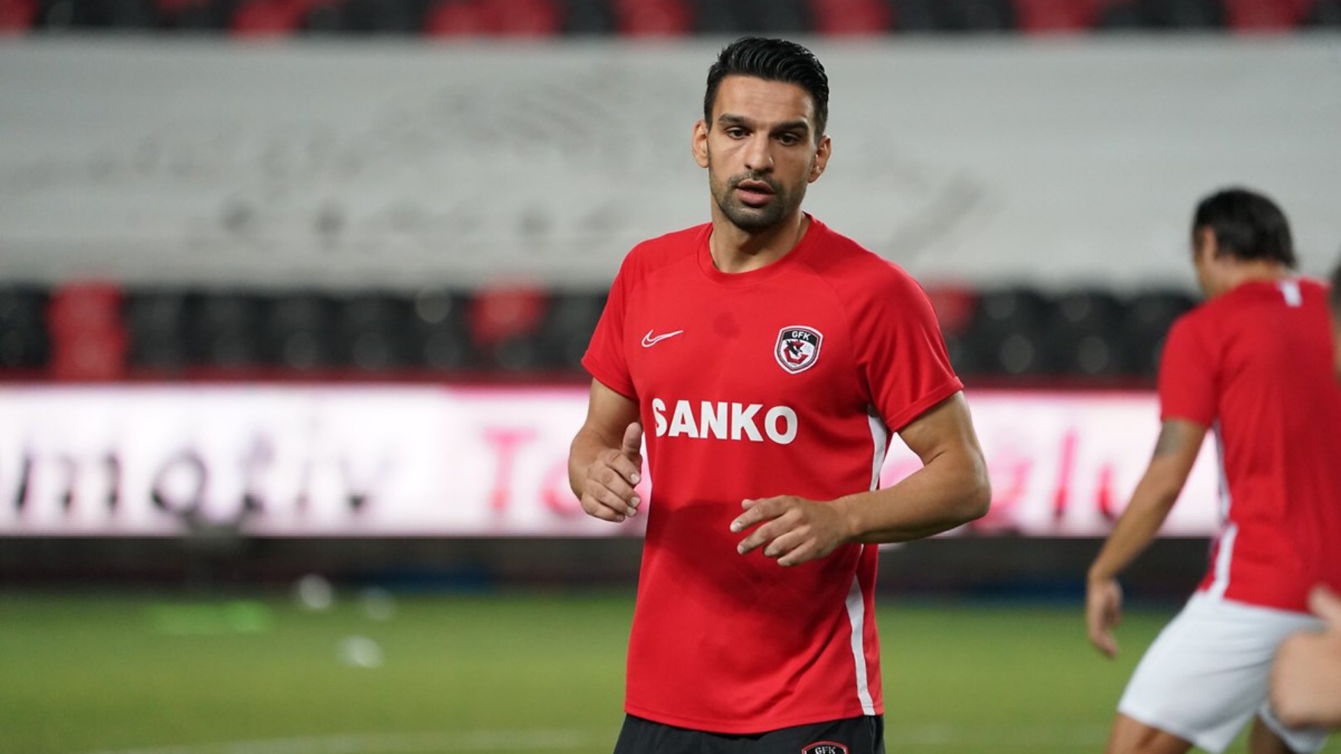 Muhammet Demir 1 yıl daha Gaziantep FK'de | Goal.com