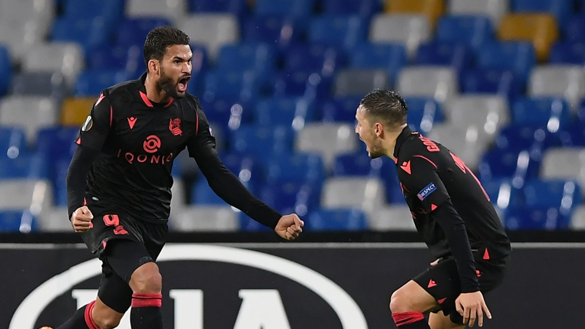 La Real Sociedad logra su pase al empatar en el ultimo minuto en Nápoles, el Granada empata con el PSV y el Villarreal ve como su partido se suspende por el COVID La Real Sociedad logra su pase al empatar en el ultimo minuto en Nápoles, el Granada empata con el PSV y el Villarreal ve como su partido se suspende por el COVID