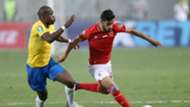 Nasser Maher of Al Ahly challenged by Hlompho Kekana of Sundowns, April 2019