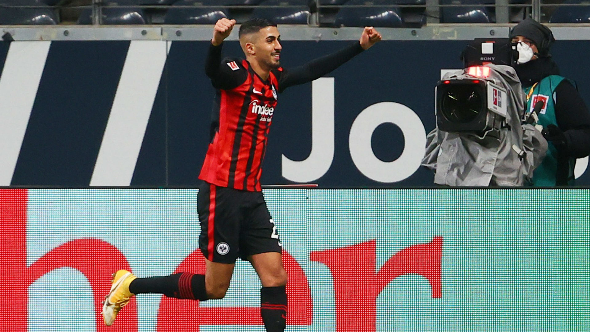 Barkok scores as Borussia Monchengladbach hold 10-man Eintracht Frankfurt - Vimarsana News