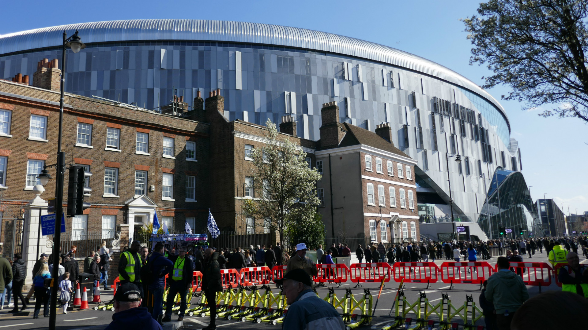 Tottenham new stadium: Inside Spurs' new home as £1bn ...