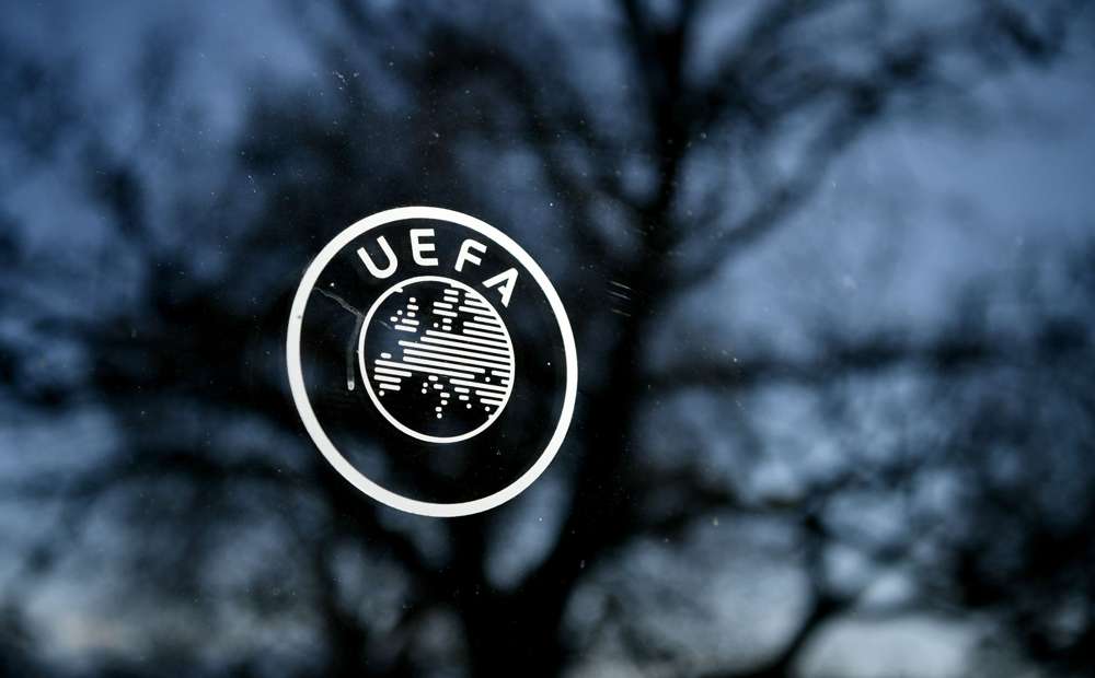 La UEFA firma un acuerdo de paz con 9 de los 12 clubes que ...