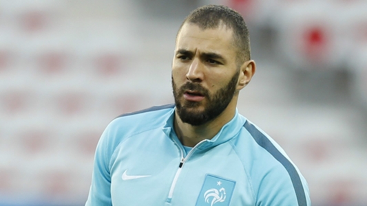 Real Madrid: Karim Benzema bittet Frankreich um Freigabe ...