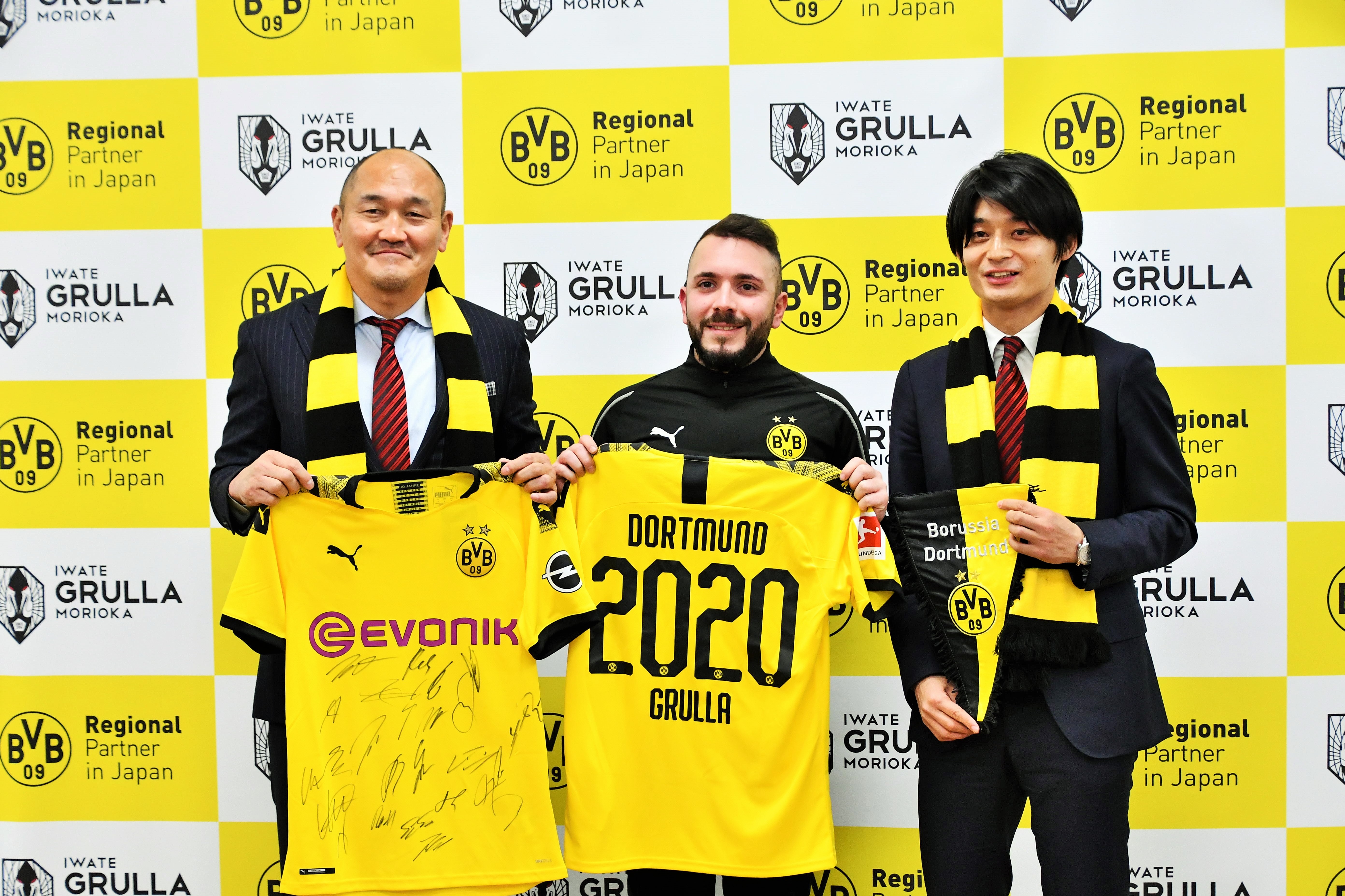 Borussia Dortmund Ink 3 Year Partnership With Japan S Iwate Grulla Morioka Goal Com