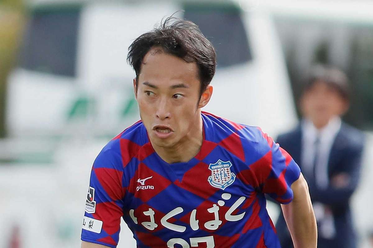 ヴァンフォーレ甲府df阿部翔平 J1通算300試合出場 名古屋 千葉でもプレー Goal Com ヴァンフォーレ甲府df阿部翔平 J1通算300試合出場 名古屋 千葉でもプレー Goal Com