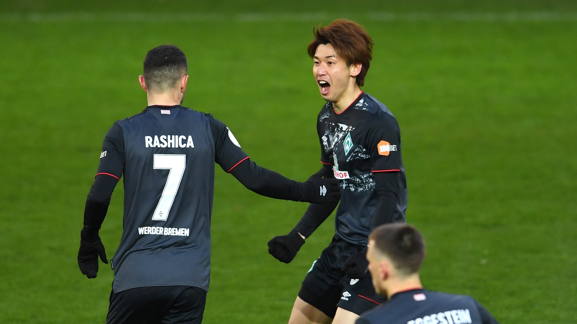 特別送料無料 19 ヴェルダー ブレーメン Away 白 8 Osako 大迫勇也選手 アンブロ メール便送料無料 時間指定不可 Aivs60 Org