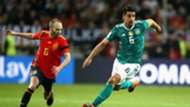 Iniesta Khedira Alemania España Amistoso Internacional