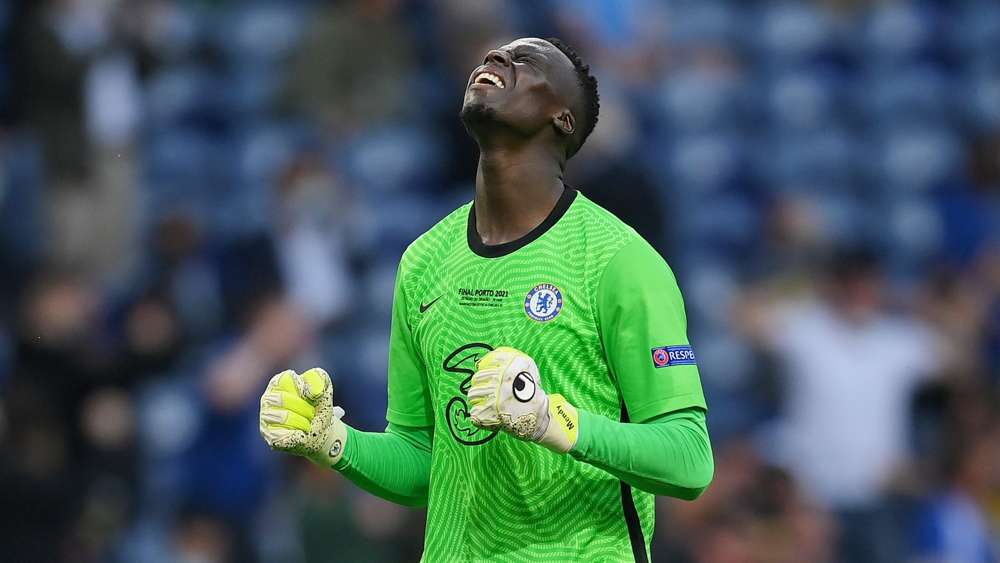 Edouard Mendy: Chelsea goalkeeper makes Super Cup history ...