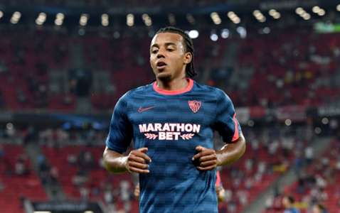 Bayern Múnich vs. Sevilla: Koundé estrena peinado en la ...