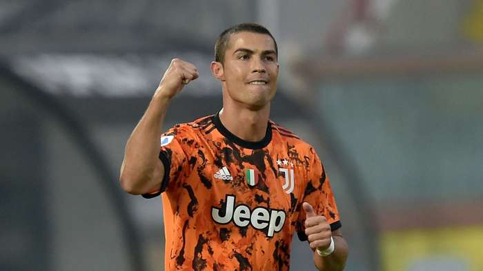 cristiano-ronaldo-juventus-2020-21_11vn1