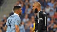 Dom Dwyer Tim Howard Sporting Kansas City Colorado Rapids