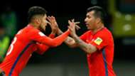 Paulo Díaz - Gary Medel