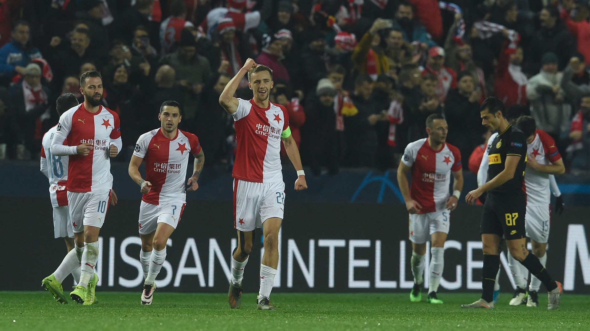 West Ham close in on Slavia midfielder Soucek as Moyes seeks further options | Sporting News Canada