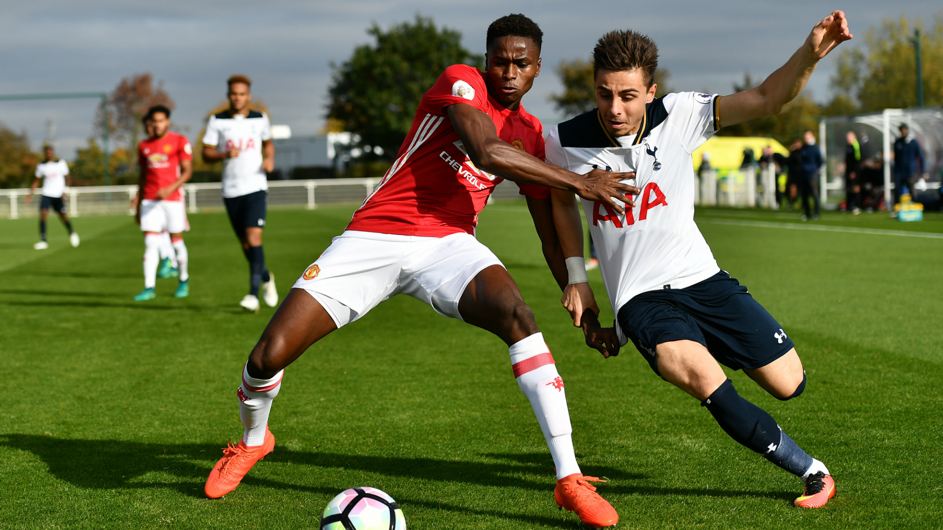 An American At Man Utd Matt Olosunde Ready To Break Into Red Devils First Team Goal Com