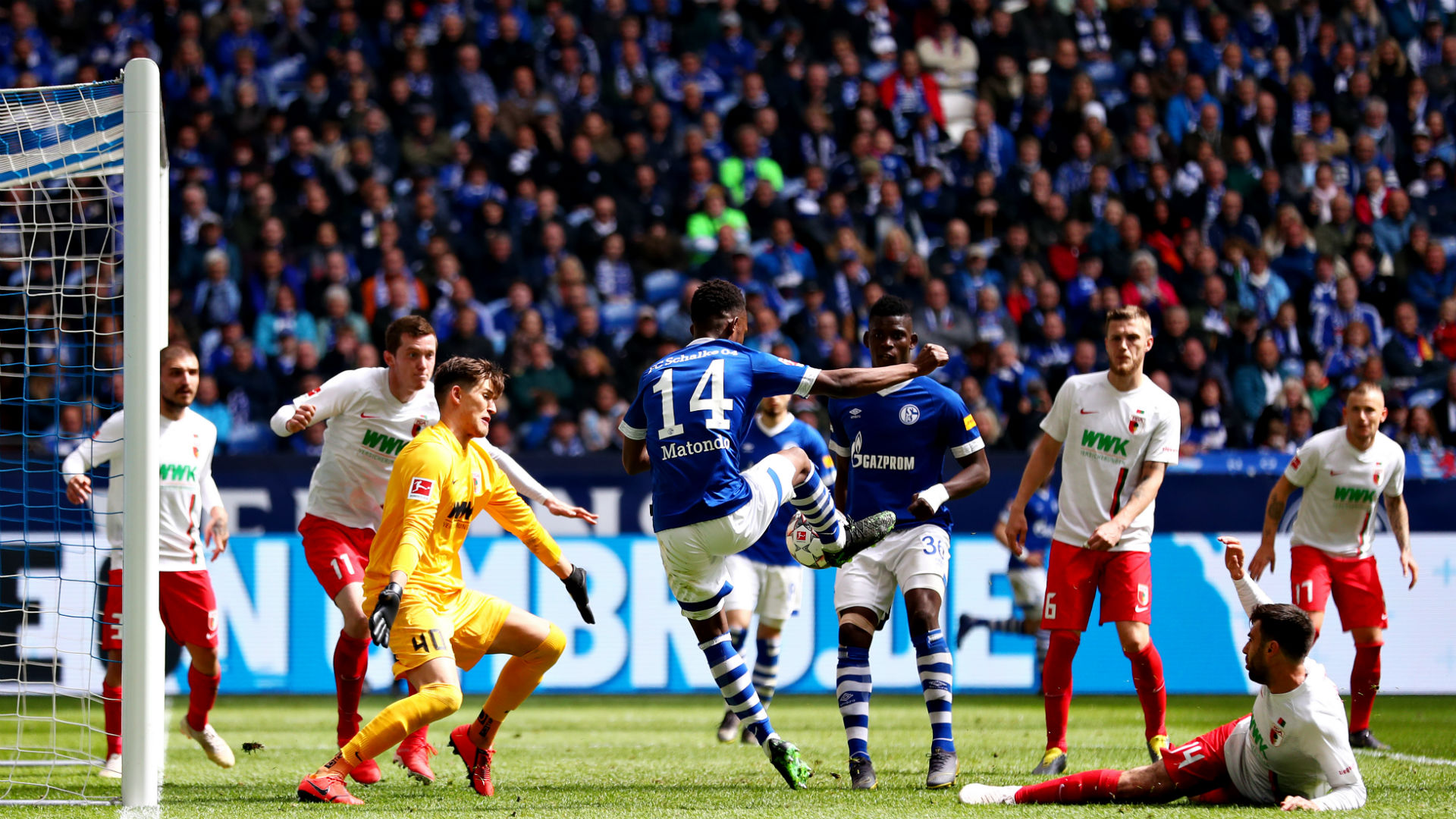 Sky Oder Dazn Wo Wird Schalke 04 Gegen Den Fc Augsburg Heute Gezeigt Ubertragen Goal Com