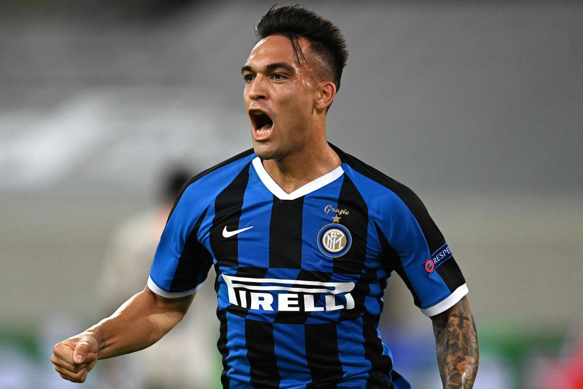 Barcelona And Real Madrid Target Lautaro Staying At Inter Agent Goal Com
