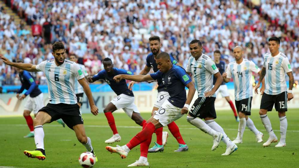 France vs Argentina: Live blog, text commentary, line-ups, stream & TV