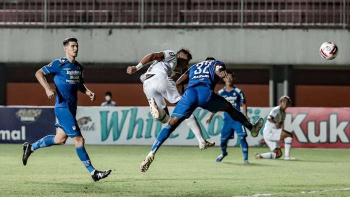Persib vs PSS Sleman