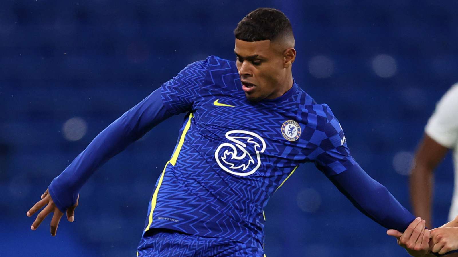 Tino Anjorin Lokomotiv Moscow sign Chelsea wonderkid on