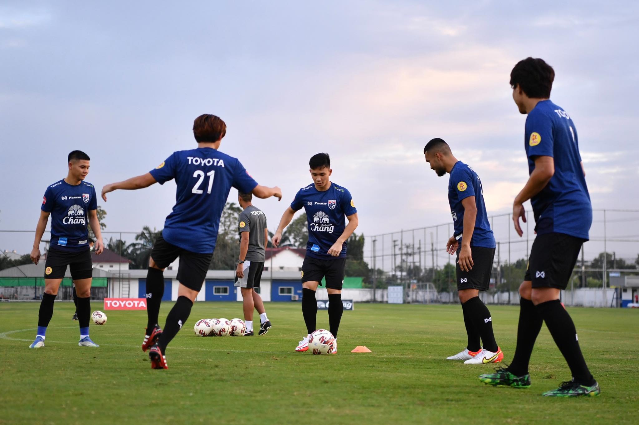 ทีมชาติไทย 2021