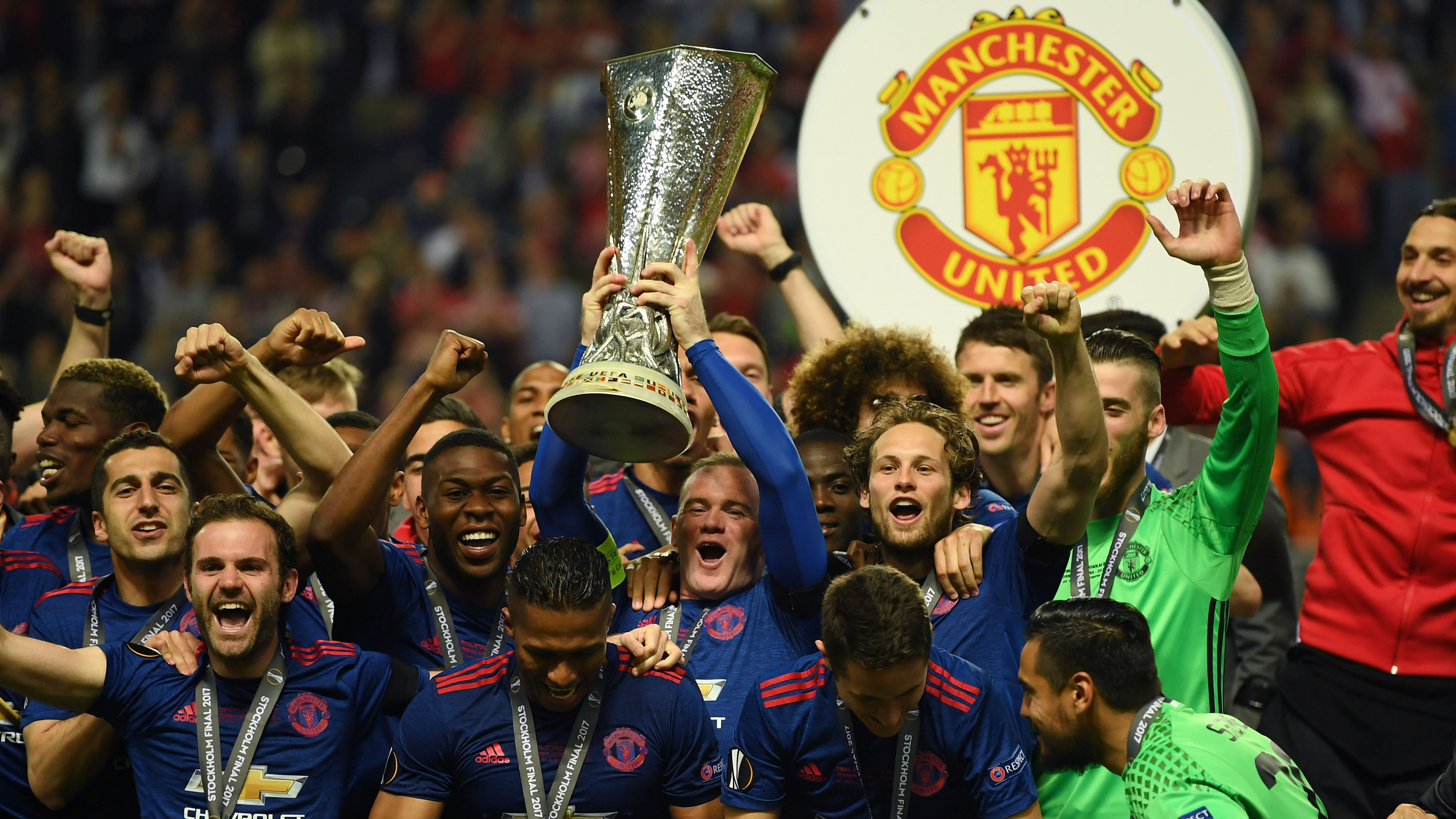 Manchester United Players Celebrate Europa League Final Success Sporting News