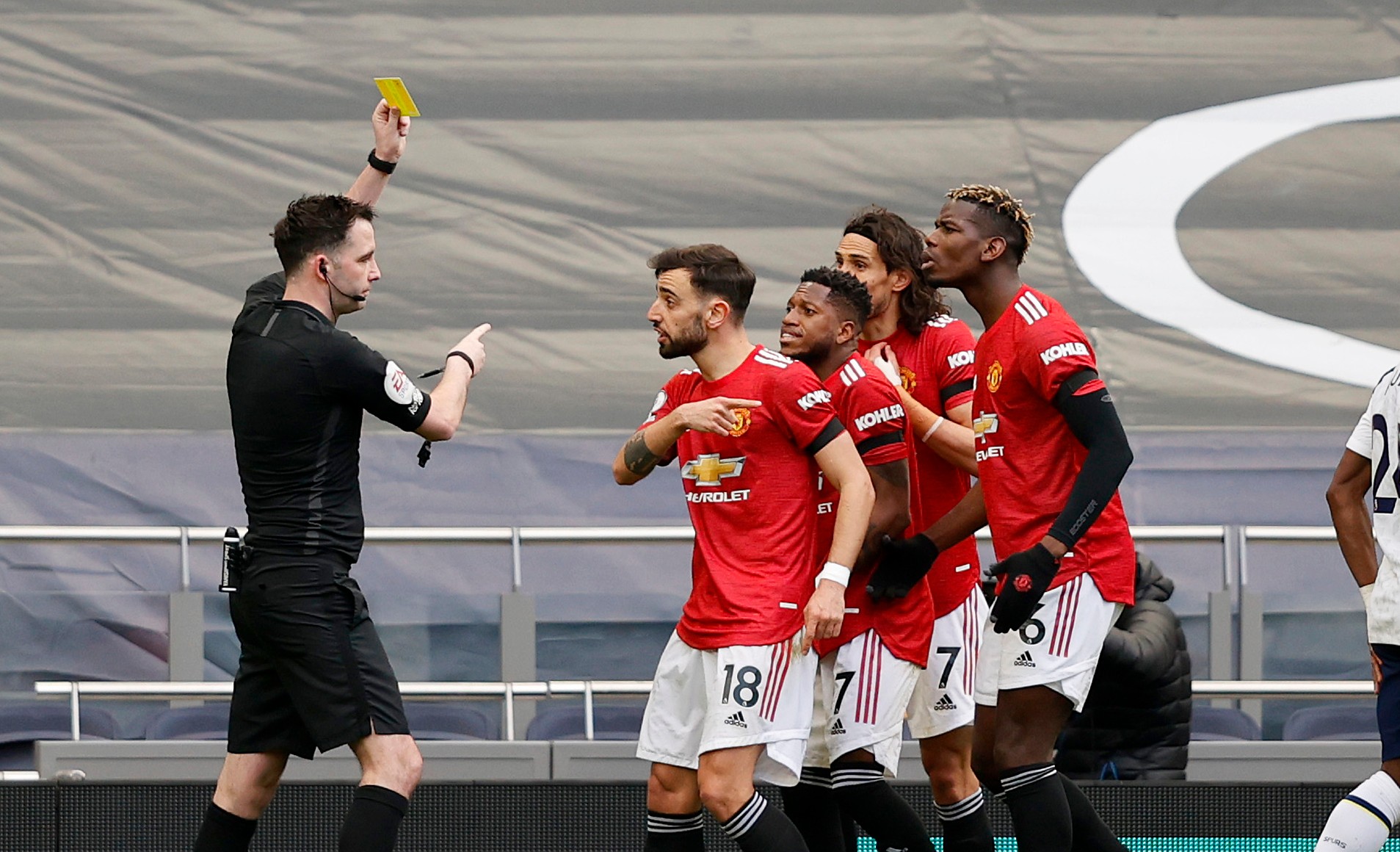 Varのばかばかしさは異常 もうサッカーじゃない カバーニ得点取り消しが大きな物議 Goal Com