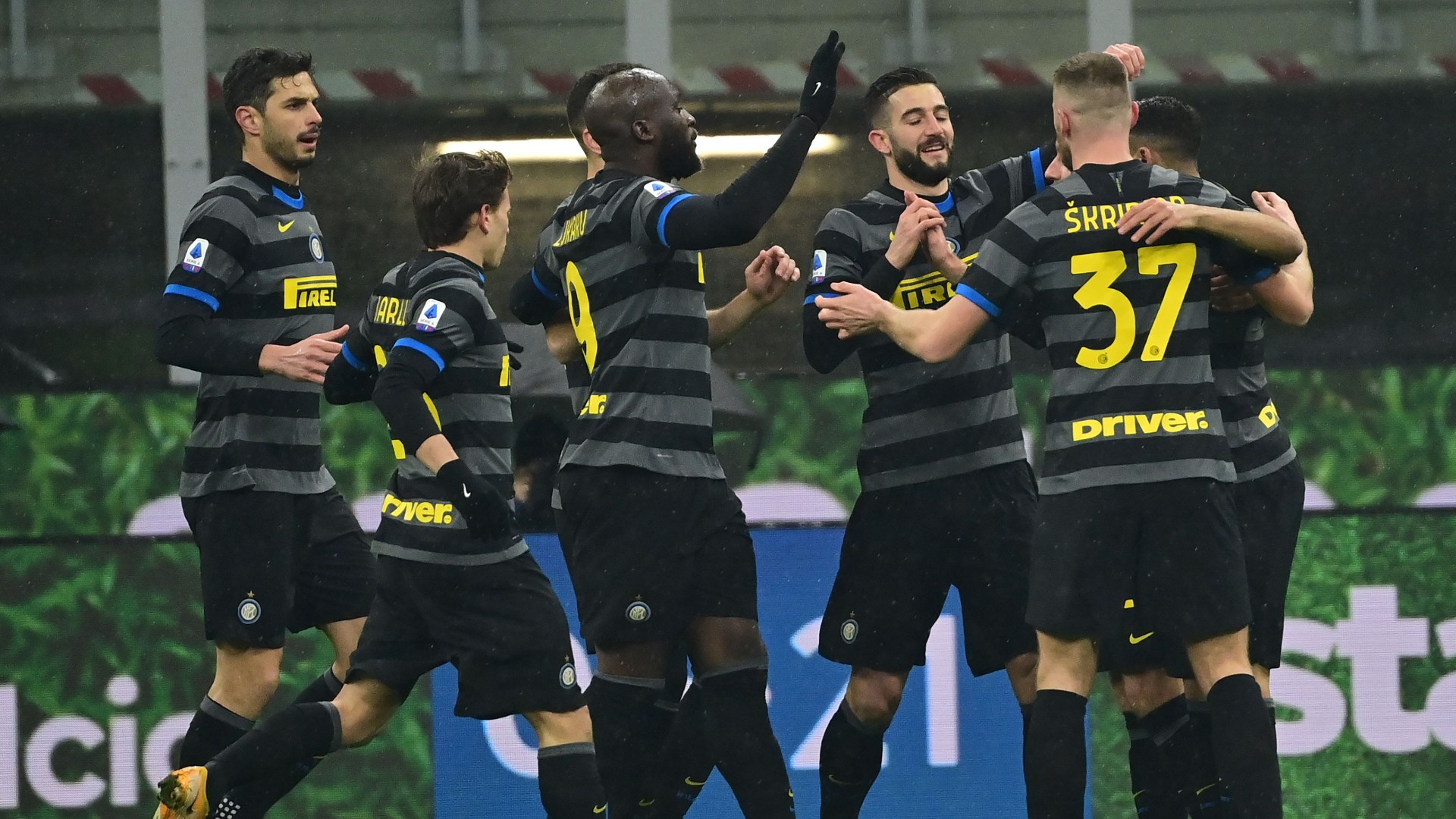 Inter Benevento 4 0 Poker Nerazzurro Doppietta Per Lukaku Goal Com