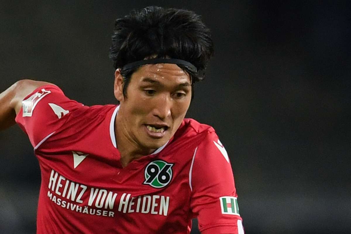 原口元気が2試合連続ゴール 数的不利のハノーファーが5試合ぶりの勝利 Goal Com 原口元気が2試合連続ゴール 数的不利のハノーファーが5試合ぶりの勝利 Goal Com