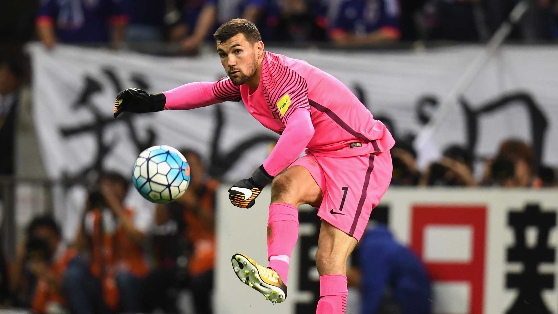 元豪代表gkボスニッチ Gkライアンに同情する 守備戦術と先発の変更を求める Goal Com