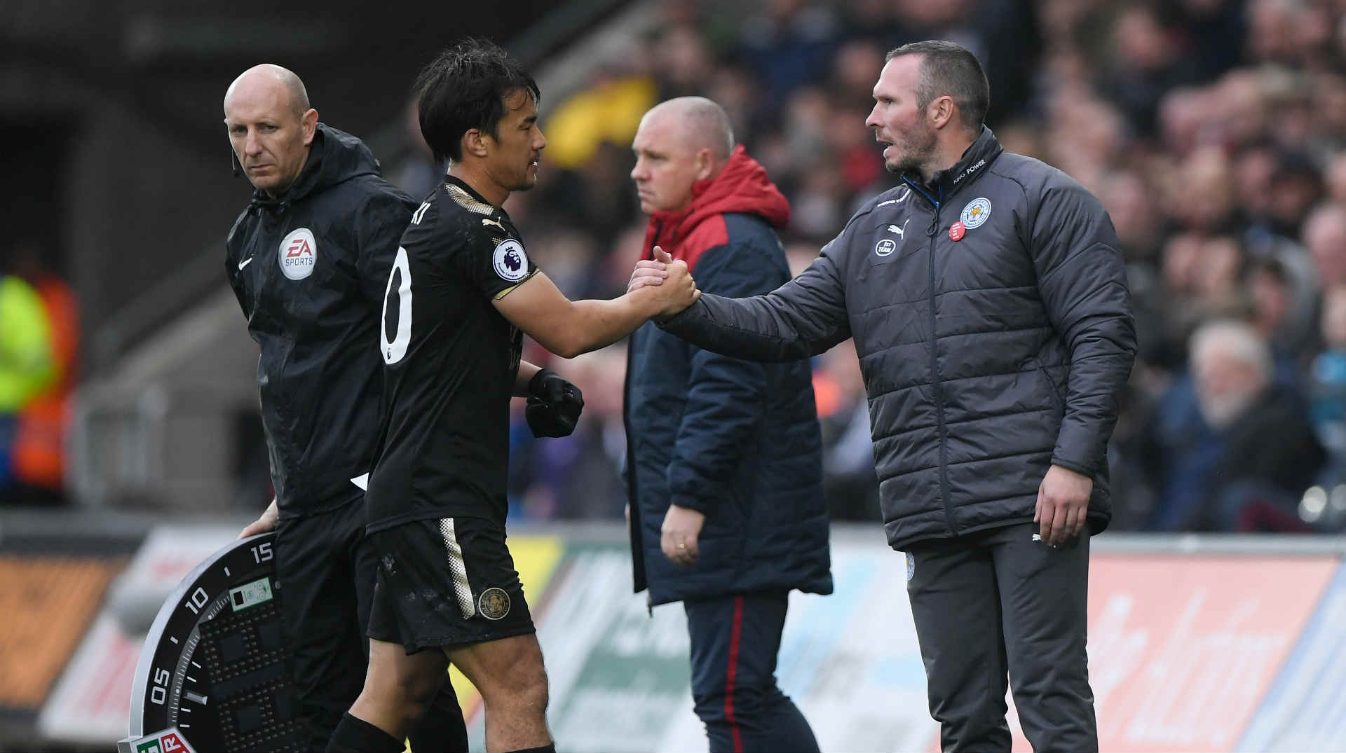 レスター暫定監督が岡崎慎司を絶賛 先発で出れば役割を果たす ライバルへの優位性にも言及 Goal Com