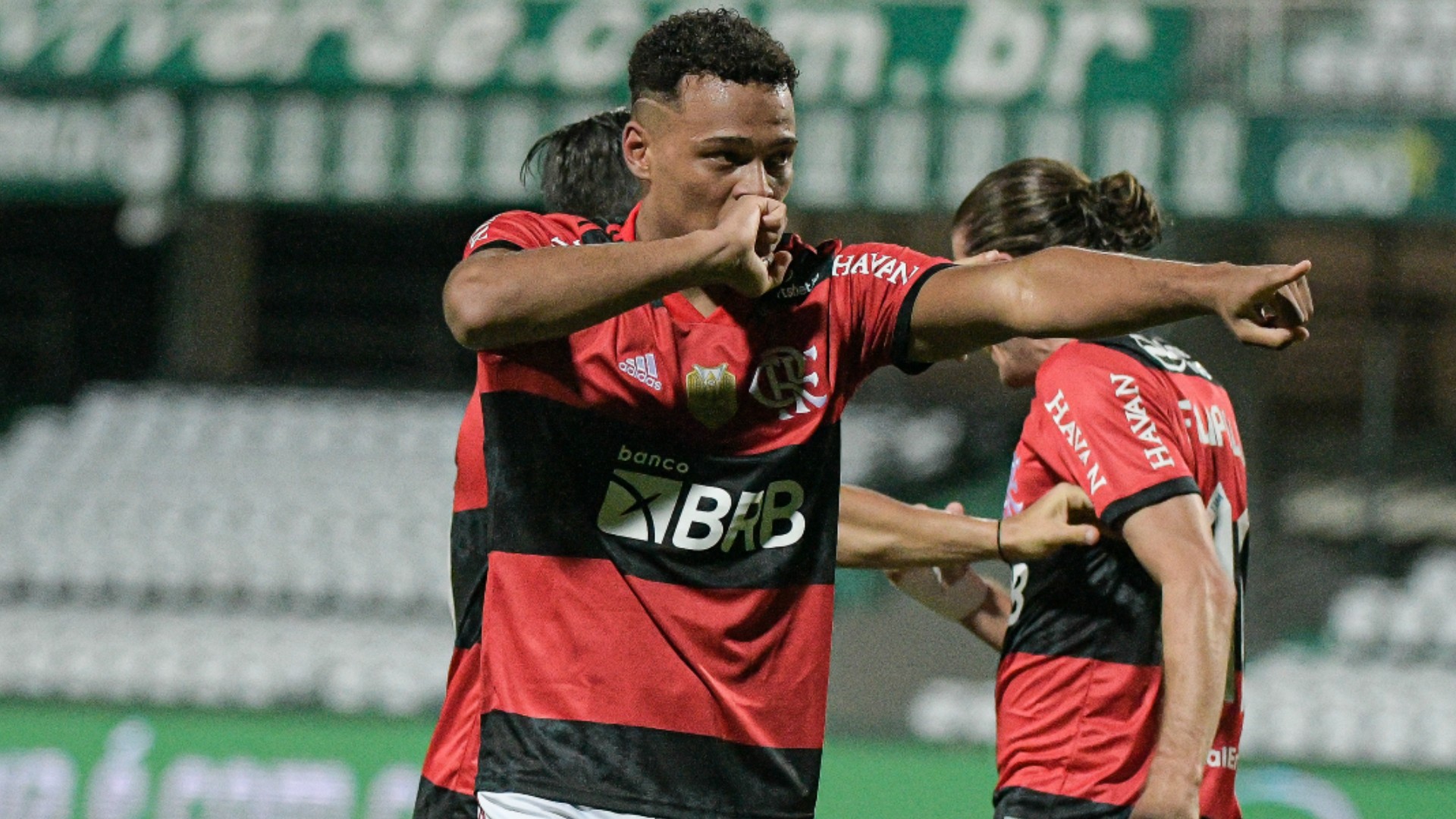 Coritiba 0 X 1 Flamengo Mengao Vence E Garante Vantagem Para O Duelo De Volta Na Copa Do Brasil Goal Com Coritiba 0 X 1 Flamengo Mengao Vence E Garante Vantagem Para O Duelo De Volta Na Copa Do Brasil Goal Com