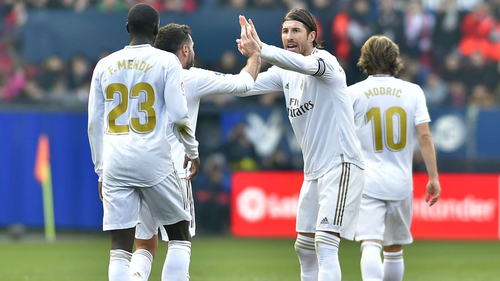 A Cuantos Puntos Esta El Real Madrid Del Barcelona
