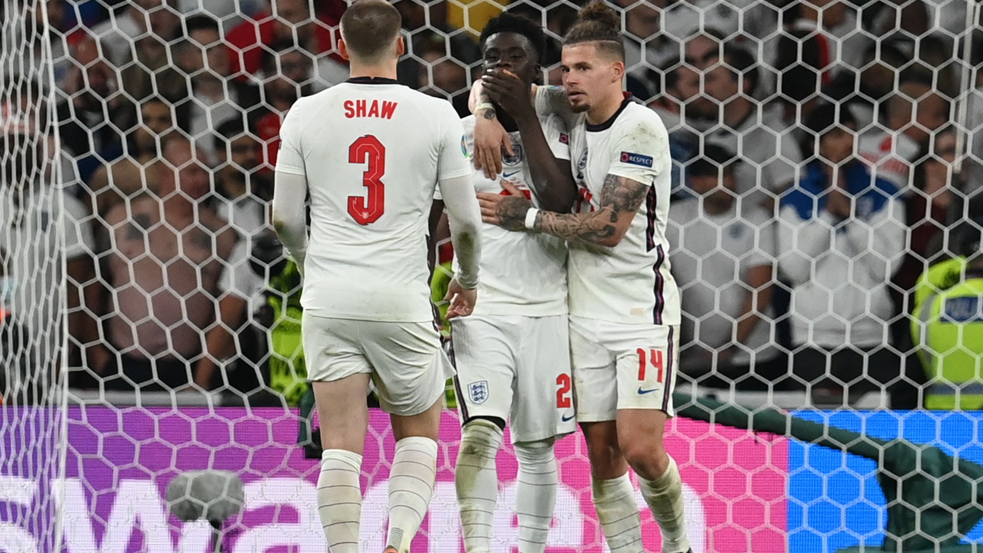 渦中のイングランド代表mfサカがついに口を開く どれほど悔しかったか言葉にならない Goal Com 渦中のイングランド代表mfサカがついに口を開く どれほど悔しかったか言葉にならない Goal Com