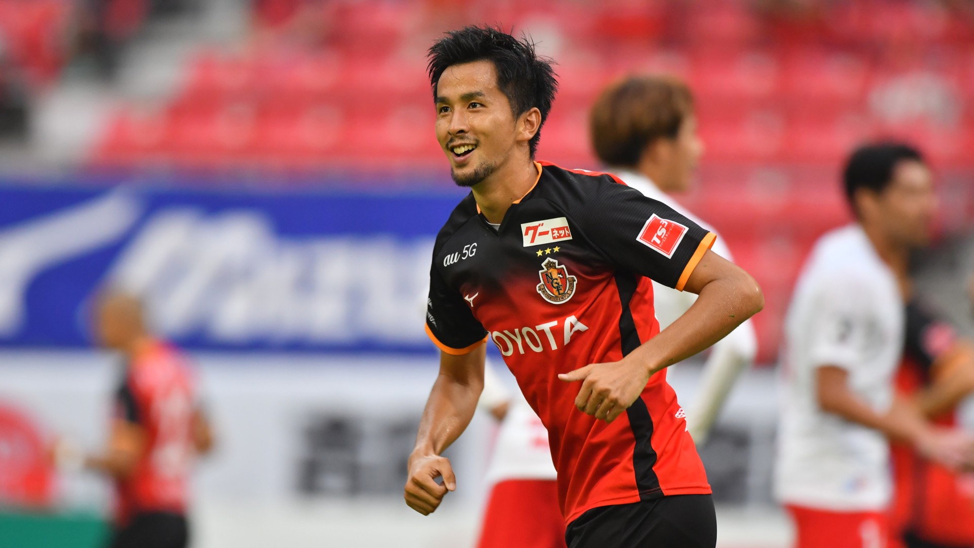 ペナルティエリアの攻略 守備 先を行く川崎fの黄金パターンを名古屋は歩めるか Goal Com ペナルティエリアの攻略 守備 先を行く川崎fの黄金パターンを名古屋は歩めるか Goal Com