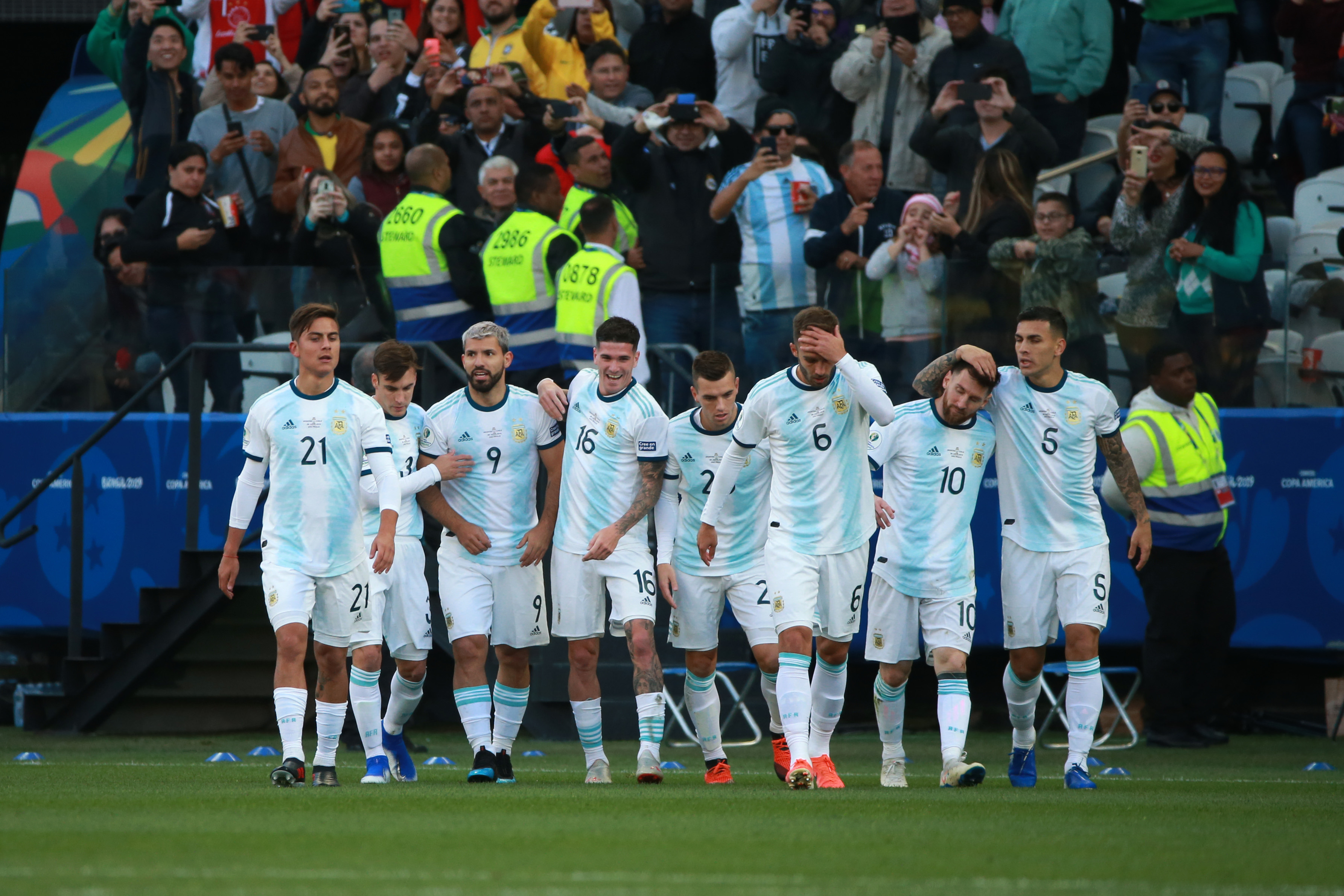 アルゼンチンが親善試合へメンバー発表 メッシは出場停止 ディバラなどが順当に選出 Goal Com