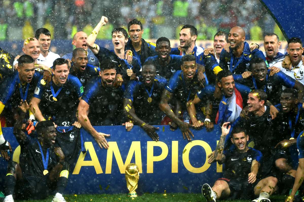 بعد فوز فرنسا على كرواتيا هل حصل الديوك على النسخة الأصلية لكأس العالم Goal Com