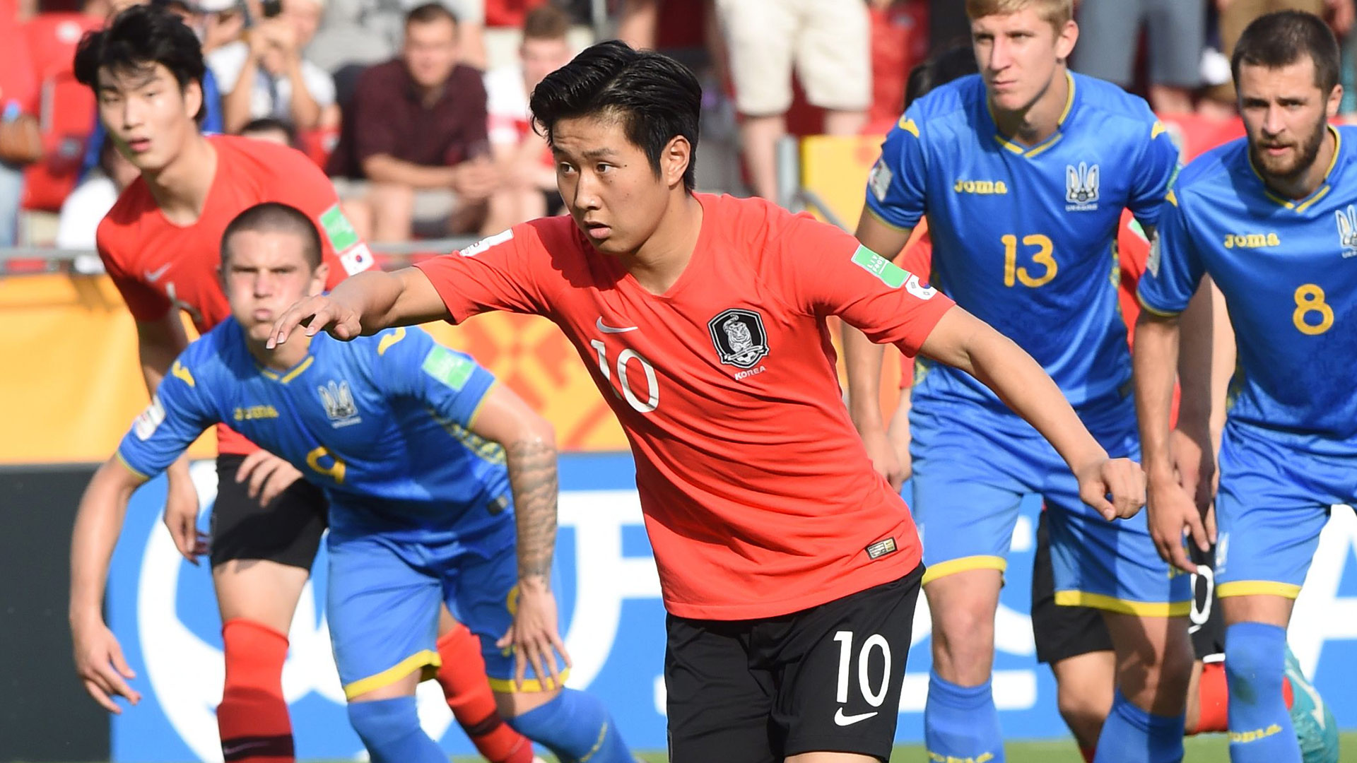 久保建英と同い年のu w杯mvpイ カンイン 解除金100億円の 韓国のダビド シルバ Goal Com