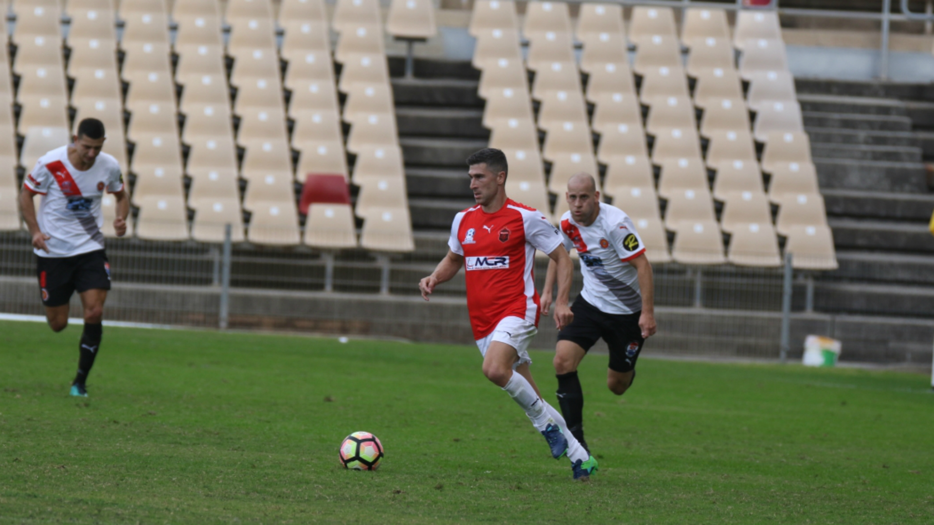 Nick Montgomery Backs Wollongong Wolves For A League Goal Com