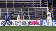 Ulsan v Victory