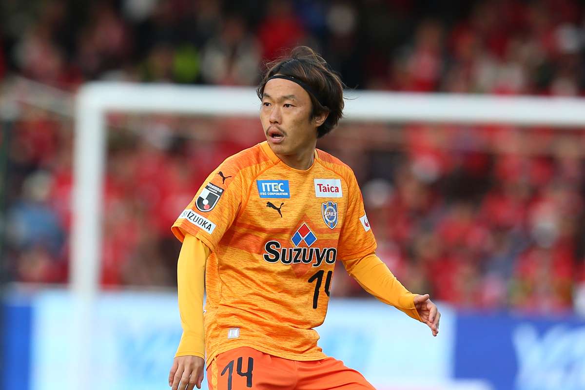 清水退団のmf楠神順平が南葛scに移籍 ボールは友だち と思ってずっとサッカーをやってきた Goal Com 清水退団のmf楠神順平が南葛scに移籍 ボールは友だち と思ってずっとサッカーをやってきた Goal Com