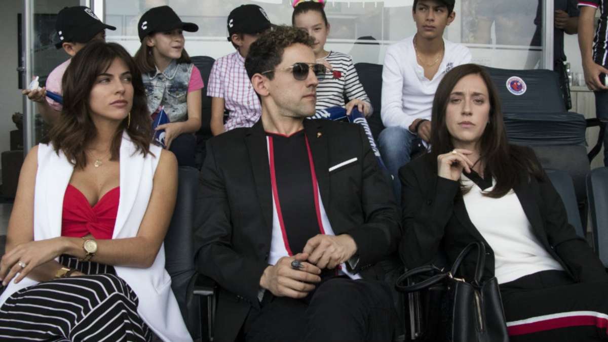 Cómo es el final de la cuarta temporada de Club de Cuervos ...