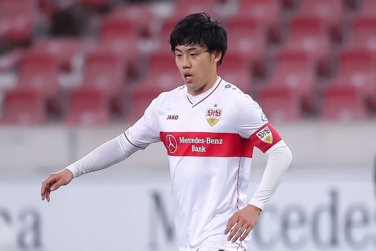 遠藤航 シュトゥットガルトの新キャプテンに決定 ブンデスリーガ歴代2人目の日本人主将に Goal Com 遠藤航 シュトゥットガルトの新キャプテンに決定 ブンデスリーガ歴代2人目の日本人主将に Goal Com