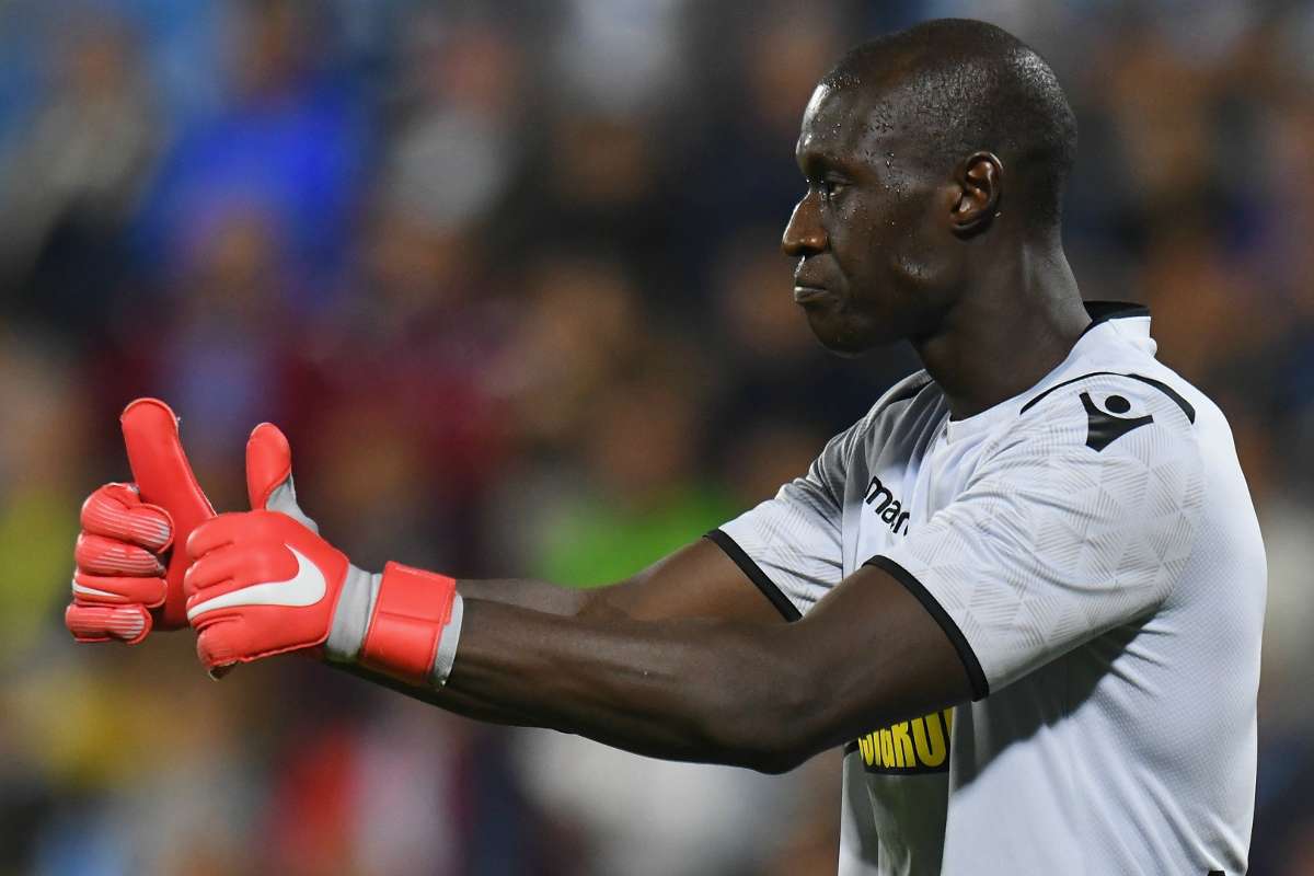 Alfred Gomis Rennes Replace Edouard Mendy With Dijon S Senegalese Goalkeeper Goal Com