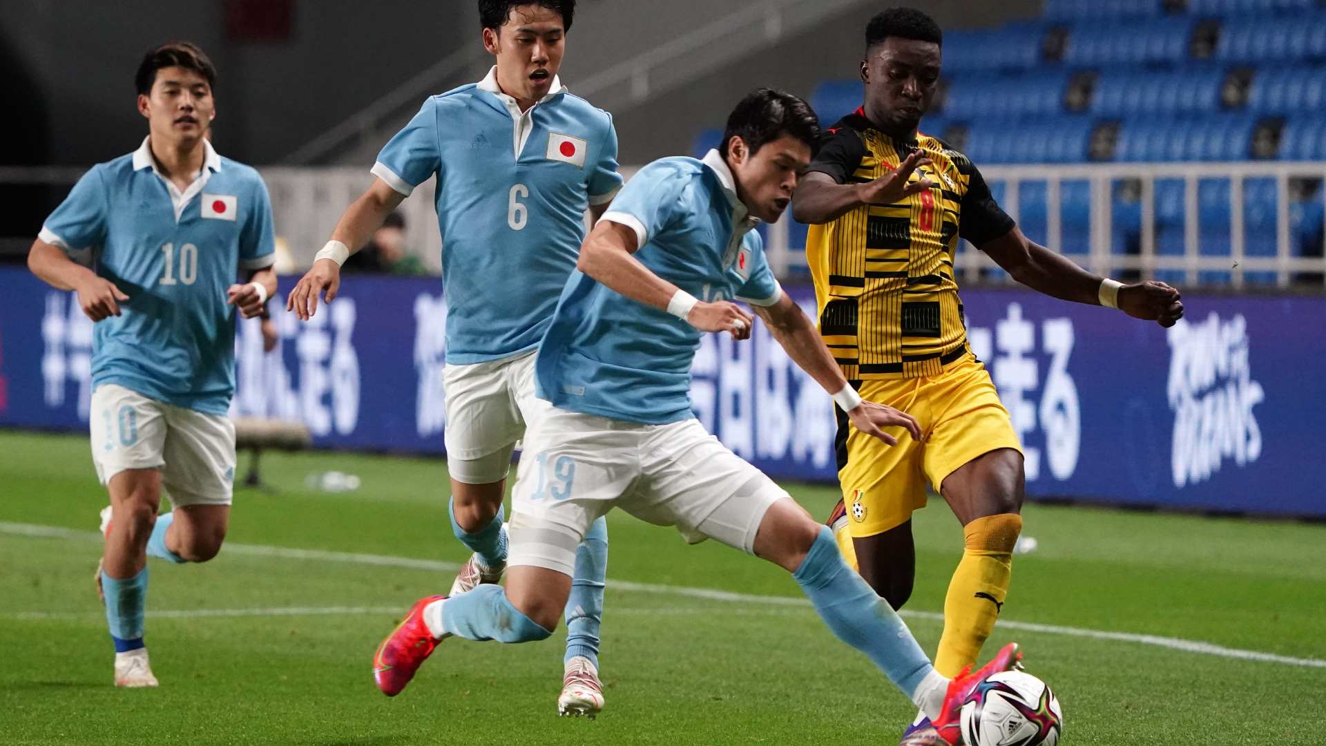 Oaとしての役割を自覚する酒井宏樹 若手の弱い所を背負うのが僕のストロング Goal Com Oaとしての役割を自覚する酒井宏樹 若手の弱い所を背負うのが僕のストロング Goal Com