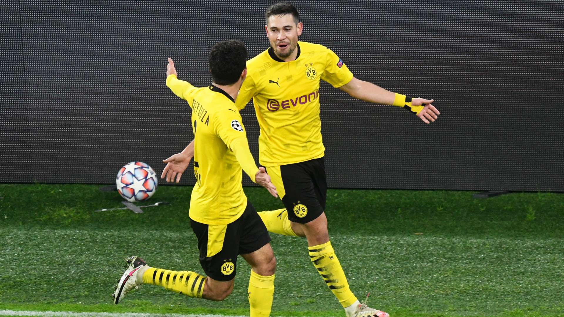 Bvb Borussia Dortmund Beim Fc Sevilla Die Highlights Goal Com