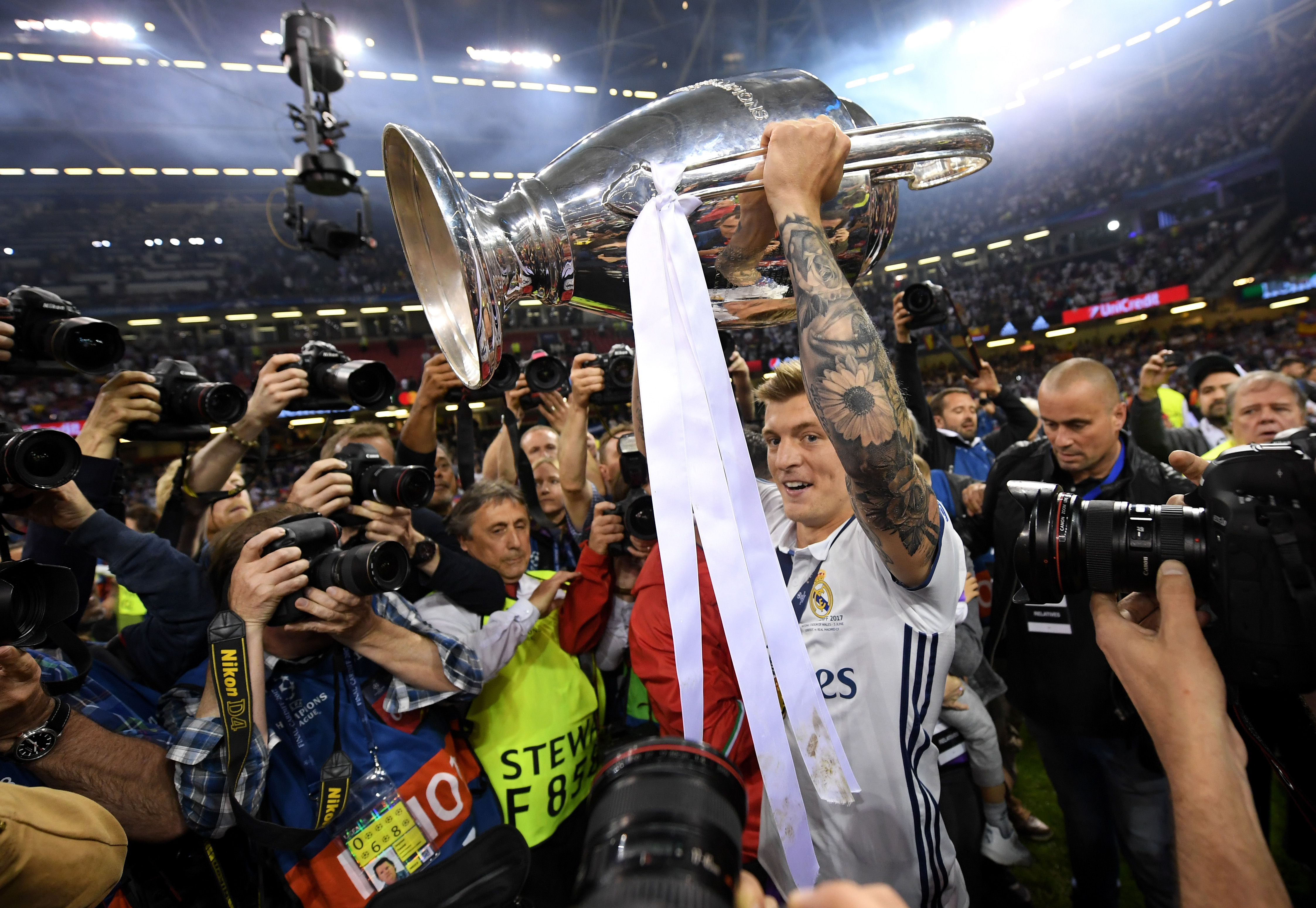 Wie Viel Verdient Toni Kroos Wie Viel Verdient Toni Kroos